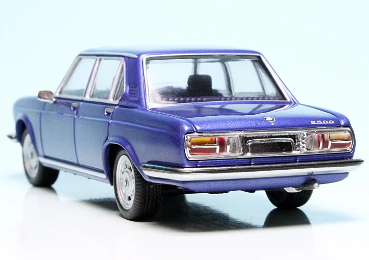 Schuco BMW 2500 Limousine 6 Schuco BMW 2500 Limousine – Bild 6