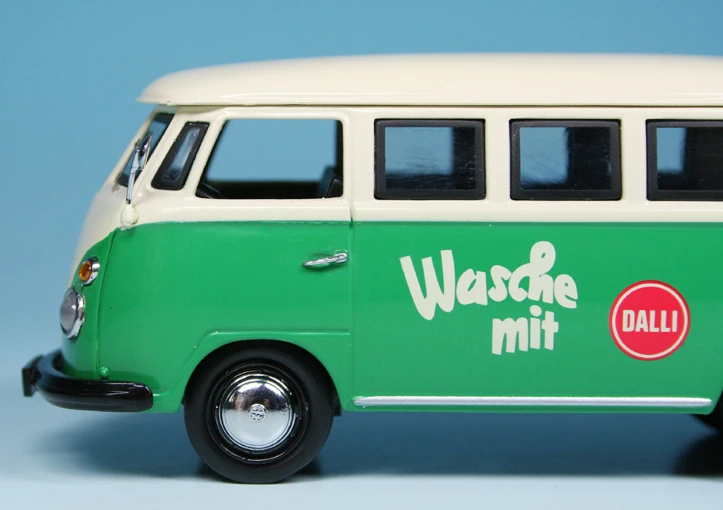 Schuco VW T1 Bulli Bus "Dalli Waschmittel" 4 Schuco VW T1 Bulli Bus "Dalli Waschmittel" – Bild 4