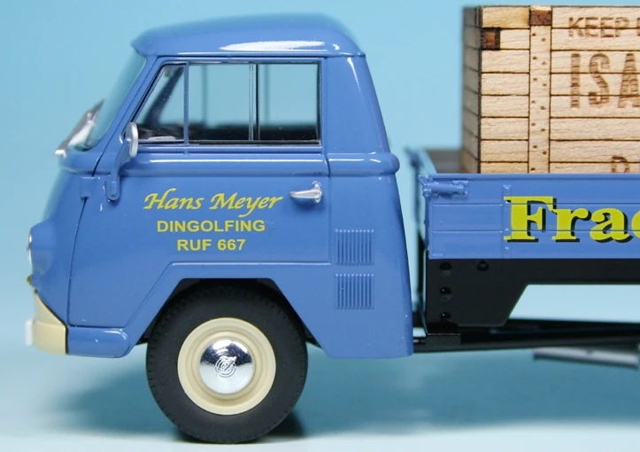 Schuco Tempo Matador Pritschenwagen "Isaria Scooter" 4 Schuco Tempo Matador Pritschenwagen "Isaria Scooter" – Bild 4