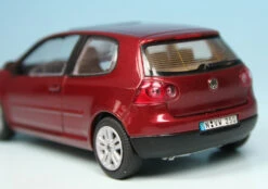 Schuco VW Golf V (2003) -Mini Auto Verkauf 004682 Schuco VW Golf V 2003 z5