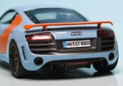 Schuco Audi R8 GT (2010) "Gulf Racing" -Mini Auto Verkauf 007226 Schuco Audi R8 GT 2010 Gulf Racing z6
