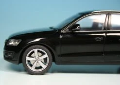 Schuco Audi Q5 3.0 TDI (2008) -Mini Auto Verkauf 007231 Schuco Audi Q5 3 0 TDI 2008 z4