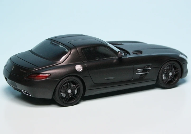 Schuco Mercedes Benz SLS AMG Coupé (C197) (2009) "Concept Black" 2 Schuco Mercedes Benz SLS AMG Coupé (C197) (2009) "Concept Black" – Bild 2