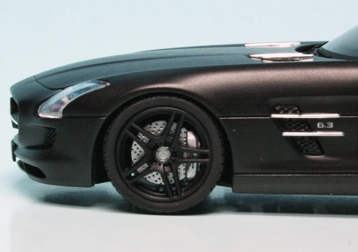 Schuco Mercedes Benz SLS AMG Coupé (C197) (2009) "Concept Black" 4 Schuco Mercedes Benz SLS AMG Coupé (C197) (2009) "Concept Black" – Bild 4