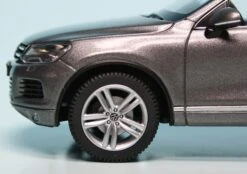 Schuco VW Touareg 4.2 V8 TDI (2010) 10 Schuco VW Touareg 4.2 V8 TDI (2010) -Mini Auto Verkauf 007419 Schuco VW Touareg 4 2 V8 TDI 2010 z4