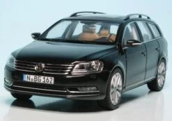 Schuco VW Passat Variant (2010) -Mini Auto Verkauf 007436 Schuco VW Passat Variant 2010 z3