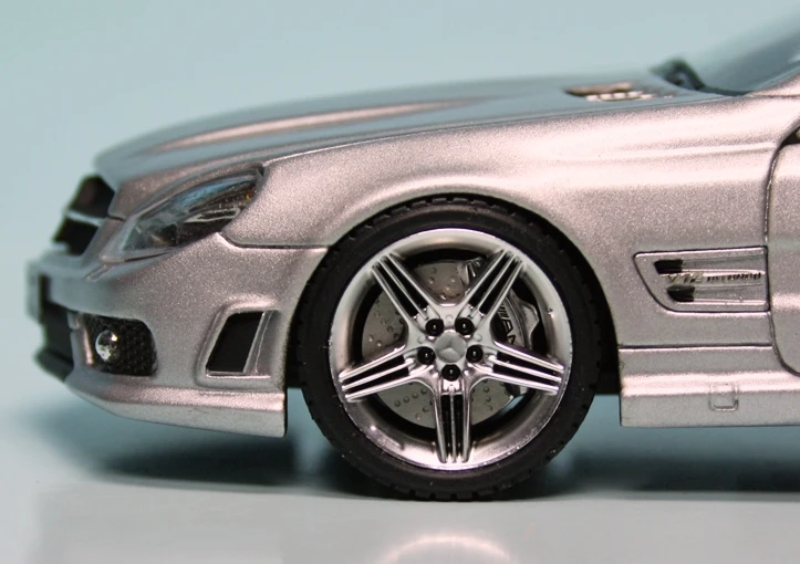 Schuco Mercedes Benz SL65 AMG (R230) (2008) 4 Schuco Mercedes Benz SL65 AMG (R230) (2008) – Bild 4