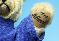 Schuco Mercedes Benz 1936 Rennwagen / Schuco Studio I 1050 Mit Schuco Tricky-Monteurbär "Rennmax" -Mini Auto Verkauf 009061 Schuco Mercedes Benz 1936 Rennwagen Studio I 1050 mit Tricky Monteurbr Rennmax z4