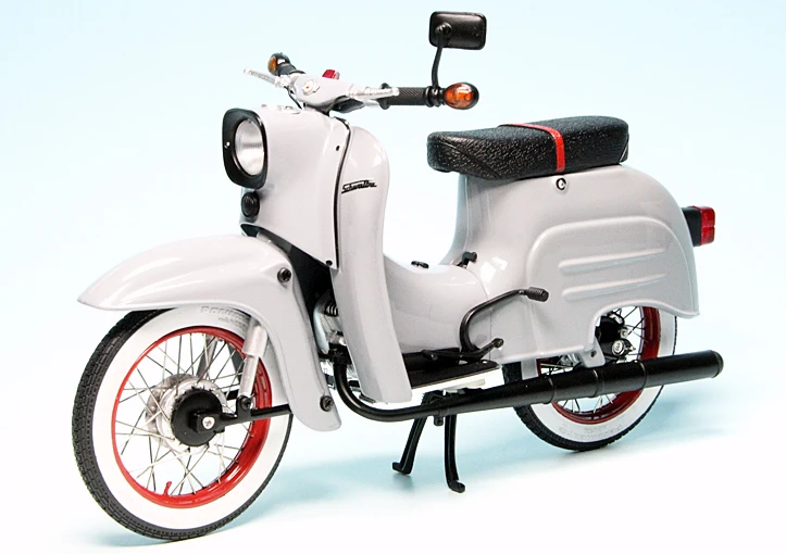 Schuco Simson KR 51/1 "Schwalbe" (1968-1980) "Custumized III" 1 Schuco Simson KR 51/1 "Schwalbe" (1968-1980) "Custumized III"