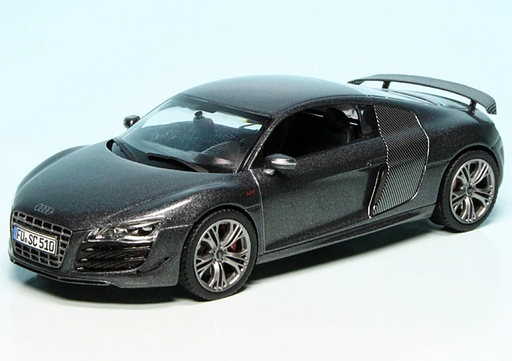 Schuco Audi R8 GT (2010) 1 Schuco Audi R8 GT (2010)