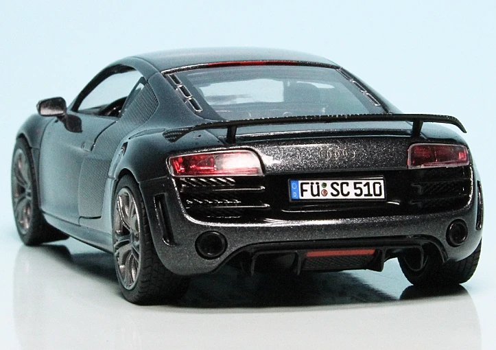 Schuco Audi R8 GT (2010) 6 Schuco Audi R8 GT (2010) – Bild 6