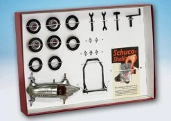 Schuco "100 Jahre Automobil" Mercedes Benz 1936 Rennwagen / Schuco Studio I 1050 Montagekasten -Mini Auto Verkauf 701023 schuco 100 jahre automobil mercedes benz 1936 rennwagen schuco studio i 1050 montagekasten 5