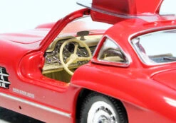 Schuco Mercedes Benz 300SL Flügeltürer "Mercedes Benz Classic" -Mini Auto Verkauf 901022 schuco mercedes benz 300sl fluegeltuerer mercedes benz classic 4