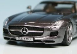 Schuco Mercedes Benz SLS AMG Coupé (C197) (2009) "Mercedes Benz Werbemodell" -Mini Auto Verkauf 901103 Schuco Mercedes Benz SLS AMG Coup C197 2009 Mercedes Werbemodell z3