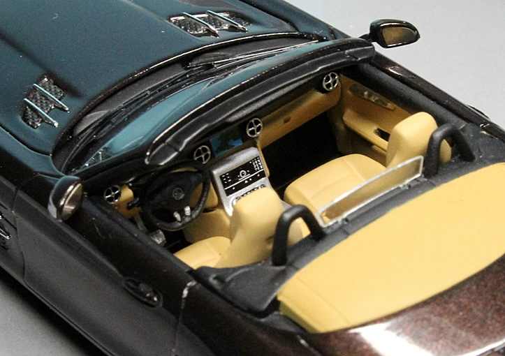 Schuco Mercedes Benz SLS AMG Roadster (A197) (2011) "Mercedes Benz Museum" 4 Schuco Mercedes Benz SLS AMG Roadster (A197) (2011) "Mercedes Benz Museum" – Bild 4