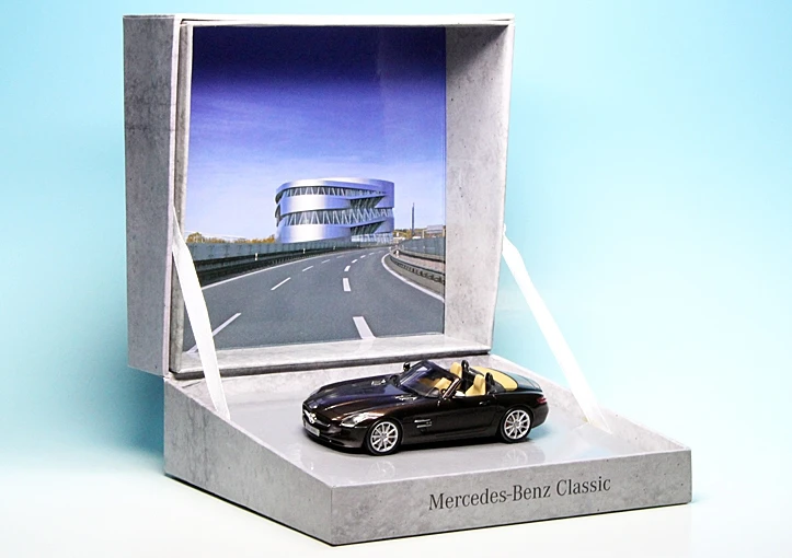 Schuco Mercedes Benz SLS AMG Roadster (A197) (2011) "Mercedes Benz Museum" 7 Schuco Mercedes Benz SLS AMG Roadster (A197) (2011) "Mercedes Benz Museum" – Bild 7