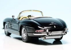 Schuco Mercedes Benz 300SL Roadster "Mercedes Benz - A Flash Of Car" -Mini Auto Verkauf 901151 schuco mercedes benz 300sl roadster mercedes benz a flash of car 4