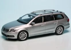 Schuco VW Passat Variant (2010) "Volkswagen Werbemodell"