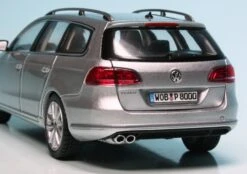 Schuco VW Passat Variant (2010) "Volkswagen Werbemodell" 12 Schuco VW Passat Variant (2010) "Volkswagen Werbemodell" -Mini Auto Verkauf 902040 Schuco VW Passat Variant 2010 Volkswagen Werbemodell z6