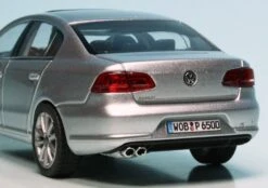 Schuco VW Passat Limousine (2010) "Volkswagen Werbemodell" -Mini Auto Verkauf 902043 Schuco VW Passat Limousine 2010 Volkswagen Werbemodell z6
