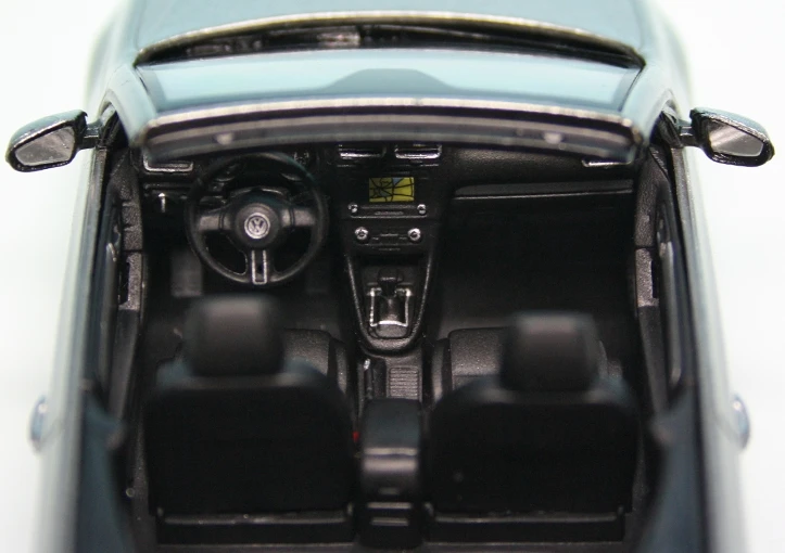 Schuco VW Golf VI Cabriolet (2011) "Volkswagen Werbemodell" 5 Schuco VW Golf VI Cabriolet (2011) "Volkswagen Werbemodell" – Bild 5