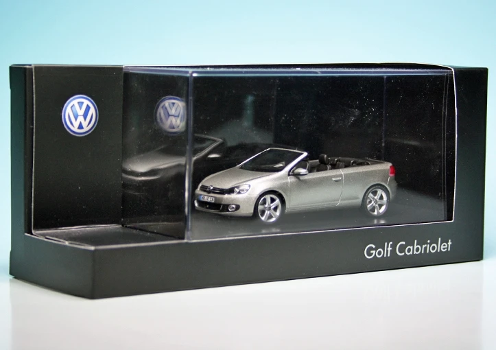 Schuco VW Golf VI Cabriolet (2011) "Volkswagen Werbemodell" 7 Schuco VW Golf VI Cabriolet (2011) "Volkswagen Werbemodell" – Bild 7