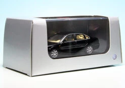 Schuco VW Passat Limousine (2000) "Volkswagen Werbemodell" -Mini Auto Verkauf 902105 schuco vw passat limousine 2000 volkswagen werbemodell 6