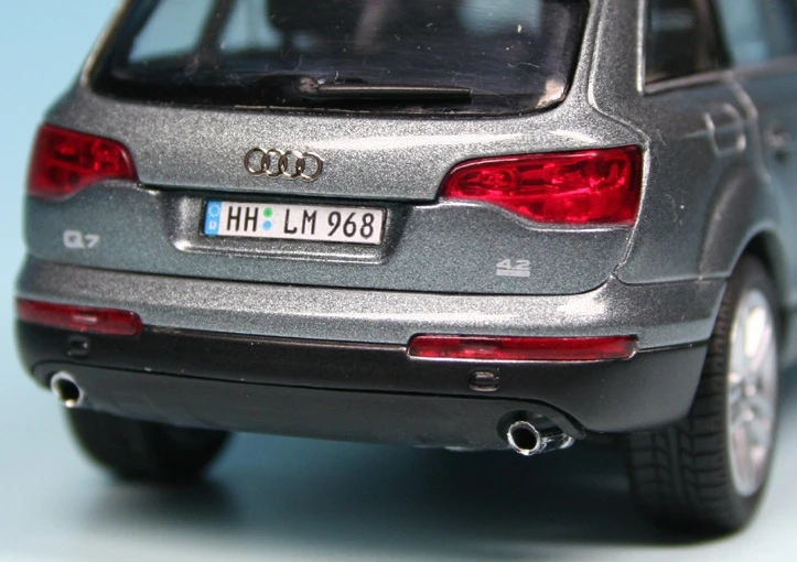 Schuco Audi Q7 4.2 FSI (2005) "Audi Werbemodell" 4 Schuco Audi Q7 4.2 FSI (2005) "Audi Werbemodell" – Bild 4