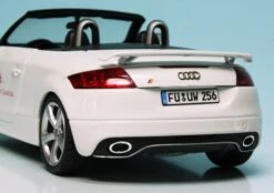 Schuco Audi TT RS Roadster (2009) "Schuco - Vorsprung Durch Qualität" 12 Schuco Audi TT RS Roadster (2009) "Schuco - Vorsprung Durch Qualität" -Mini Auto Verkauf 905042 Schuco Audi TT RS Roadster 2009 Schuco Vorsprung durch Qualitt z6