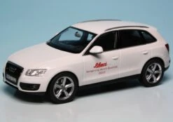 Schuco Audi Q5 3.0 TDI (2008) "Schuco - Vorsprung Durch Qualität"