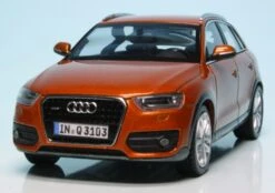 Schuco Audi Q3 (2011) "Audi Werbemodell" -Mini Auto Verkauf 905066 Schuco Audi Q3 2011 Audi Werbemodell z3