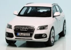 Schuco Audi Q5 (2012) "Audi Werbemodell" -Mini Auto Verkauf 905068 Schuco Audi Q5 2012 Audi Werbemodell z3