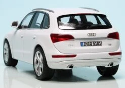 Schuco Audi Q5 (2012) "Audi Werbemodell" -Mini Auto Verkauf 905068 Schuco Audi Q5 2012 Audi Werbemodell z6