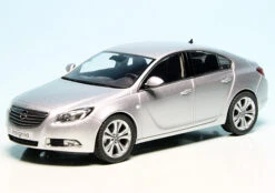 Schuco Opel Insignia Fliessheck (2008) "Opel Werbemodell"