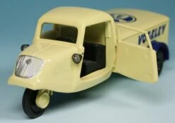 Schuco Tempo Hanseat Dreirad Boy "Vogeley Süßspeisen" -Mini Auto Verkauf 927003 Schuco Tempo Hanseat Dreirad Boy Vogeley Sspeisen z3