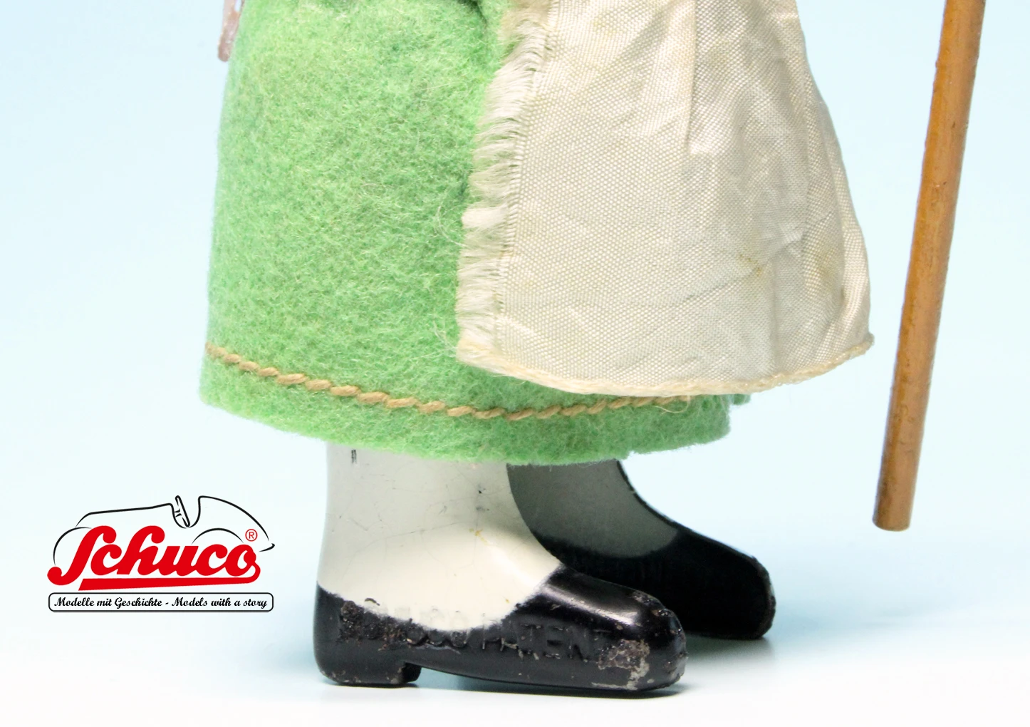 Schuco Tirolerin Mit Stock Tanzfigur 983/8 8 Schuco Tirolerin Mit Stock Tanzfigur 983/8 – Bild 8