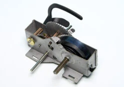 Schuco Uhrwerk (Antrieb) Mit Handbremshebel -Mini Auto Verkauf schet112 schuco uhrwerk antrieb mit handbremshebel 3